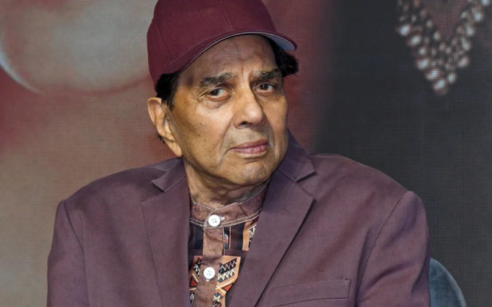 Легендарный индийский актер Дхармендра ушел из жизни в возрасте 89 лет