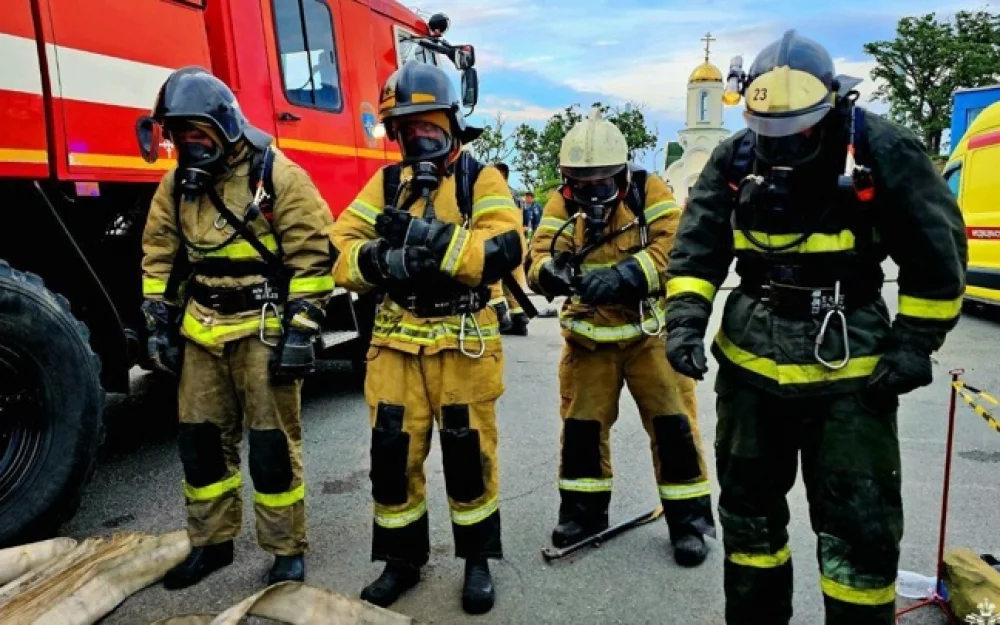 Мужчина погиб при пожаре в доме в Приморском крае