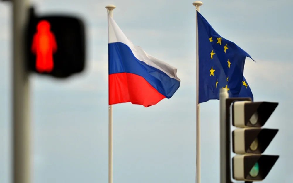 Сладков: Европа давит на РФ, пытаясь закончить конфликт и спасти свою экономику