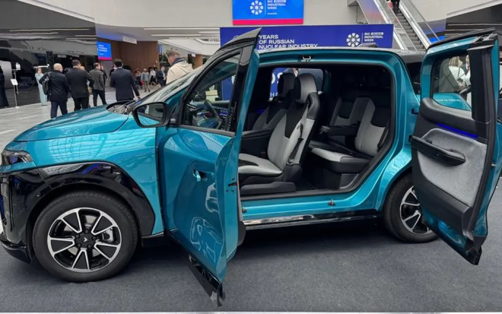 Электромобиль «Атом»