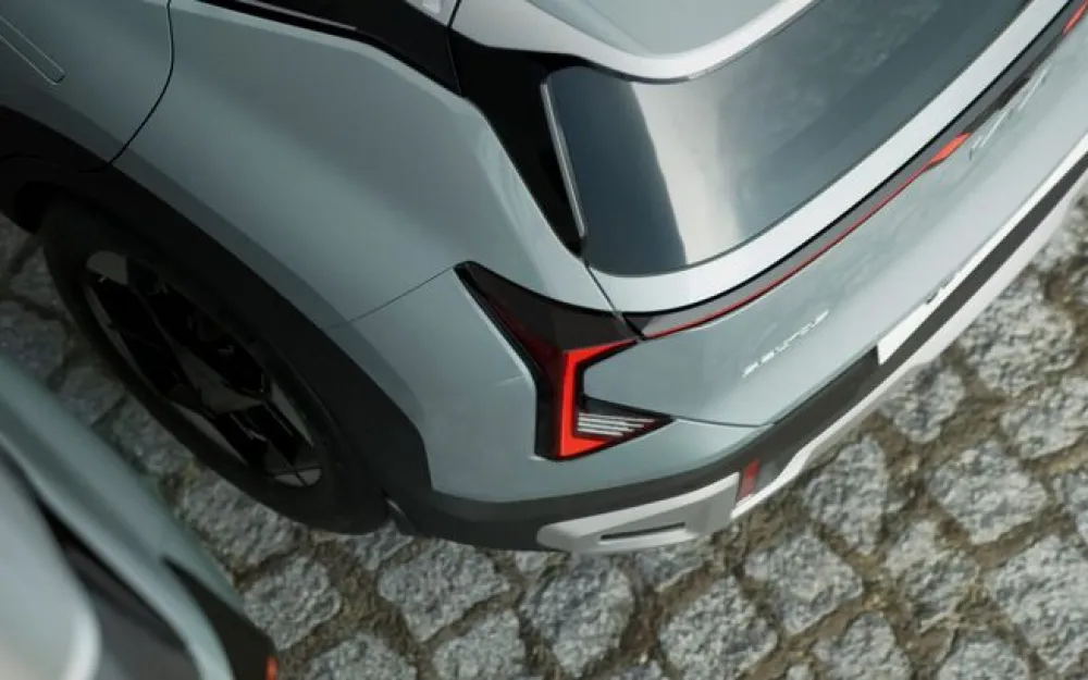 Тизер Kia Seltos нового поколения