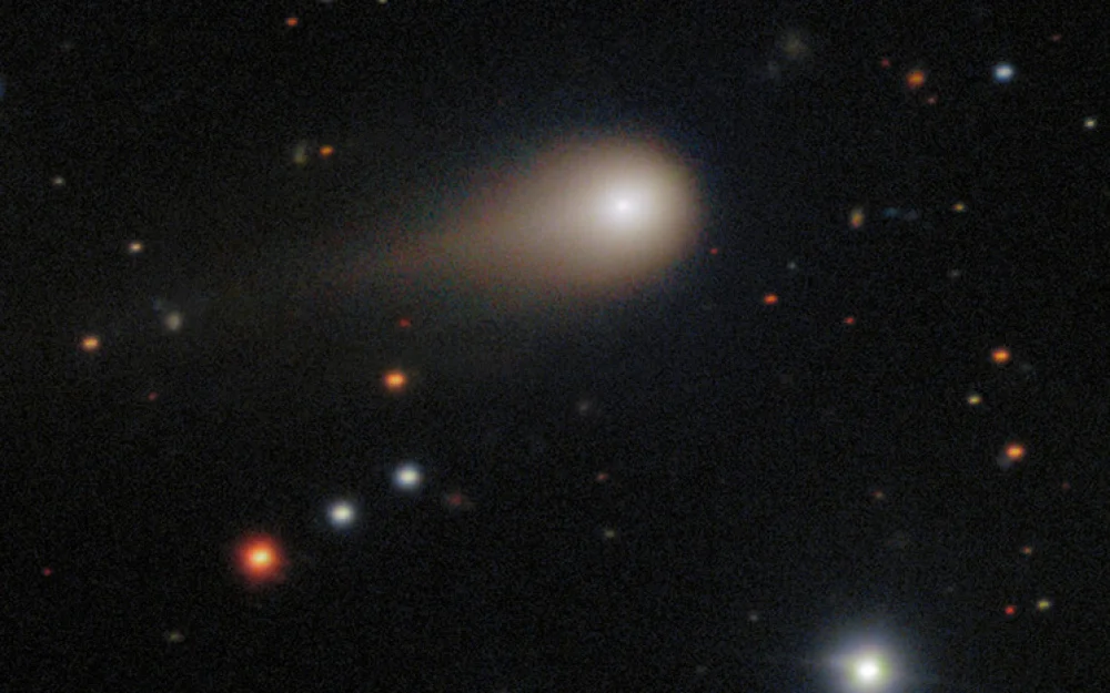 Комета ATLAS как чей-то привет: новое сенсационное заявление американского астрофизика