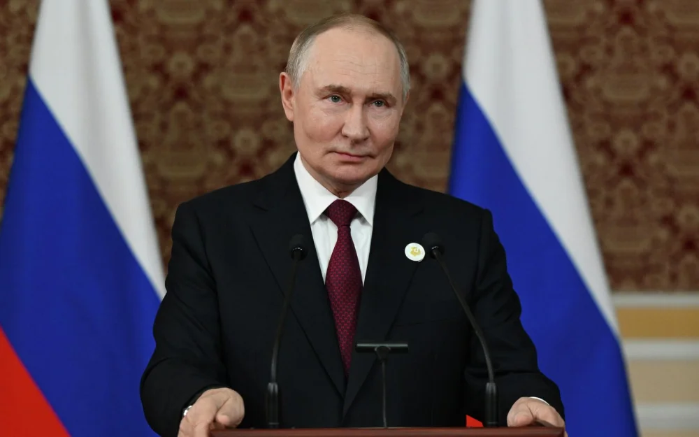 Путин наградил коллектив Лукойла орденом За доблестный труд