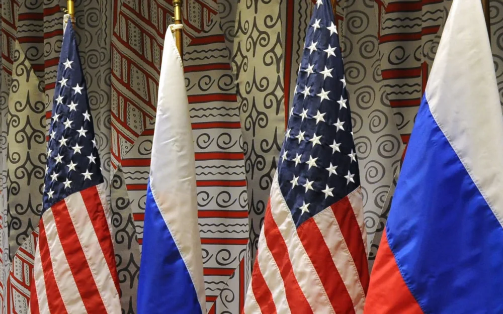 В Кремле рассказали о работе России и США на экспертном уровне