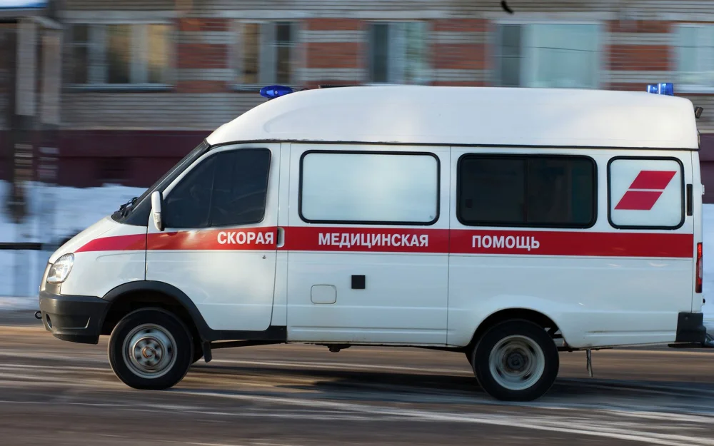 В Хабаровске иномарка столкнулась с машиной скорой помощи