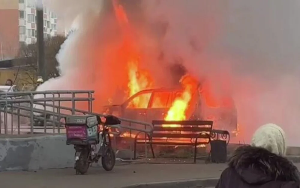 Экстренные службы назвали возможную причину возгорания авто в Новой Москве