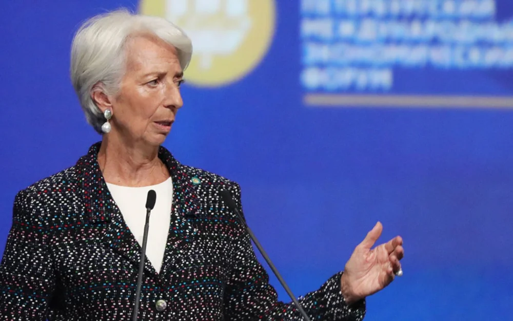 Глава ЕЦБ назвала натяжкой предложение ЕК использовать активы России