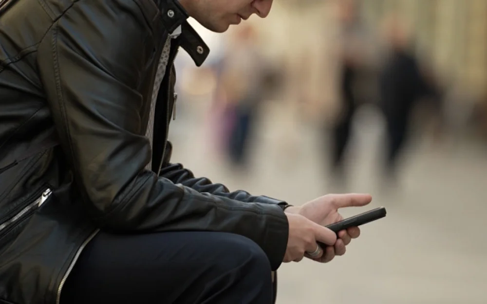 Жители Петербурга и области жалуются на сбои в работе мобильного интернета