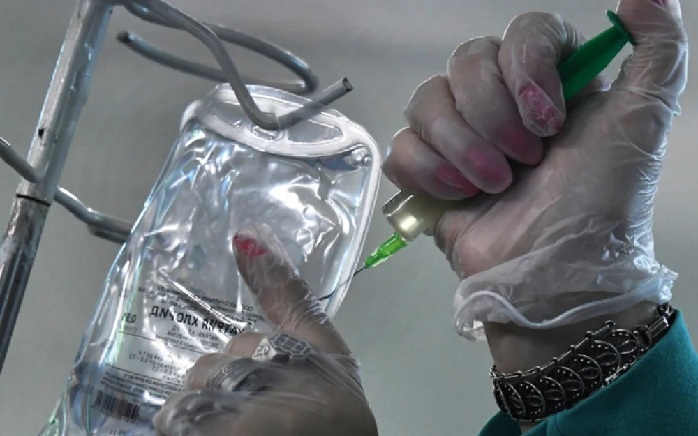 Состояние пострадавшей в Севастополе девочки стабилизировалось, но остается тяжелым