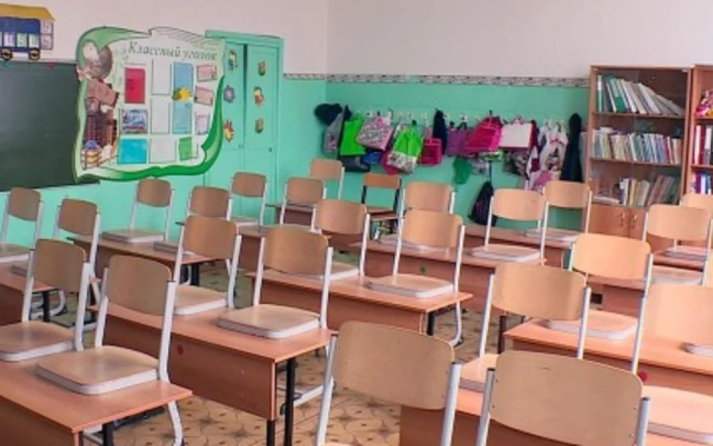 Более 1,4 тысячи школьников Кузбасса отправили на дистант из-за ОРВИ и пневмонии